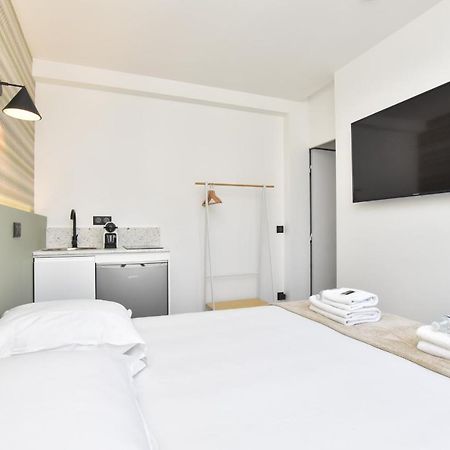 Cosy Bedroom Near Tour Eiffel Champs De Mars Parijs Buitenkant foto